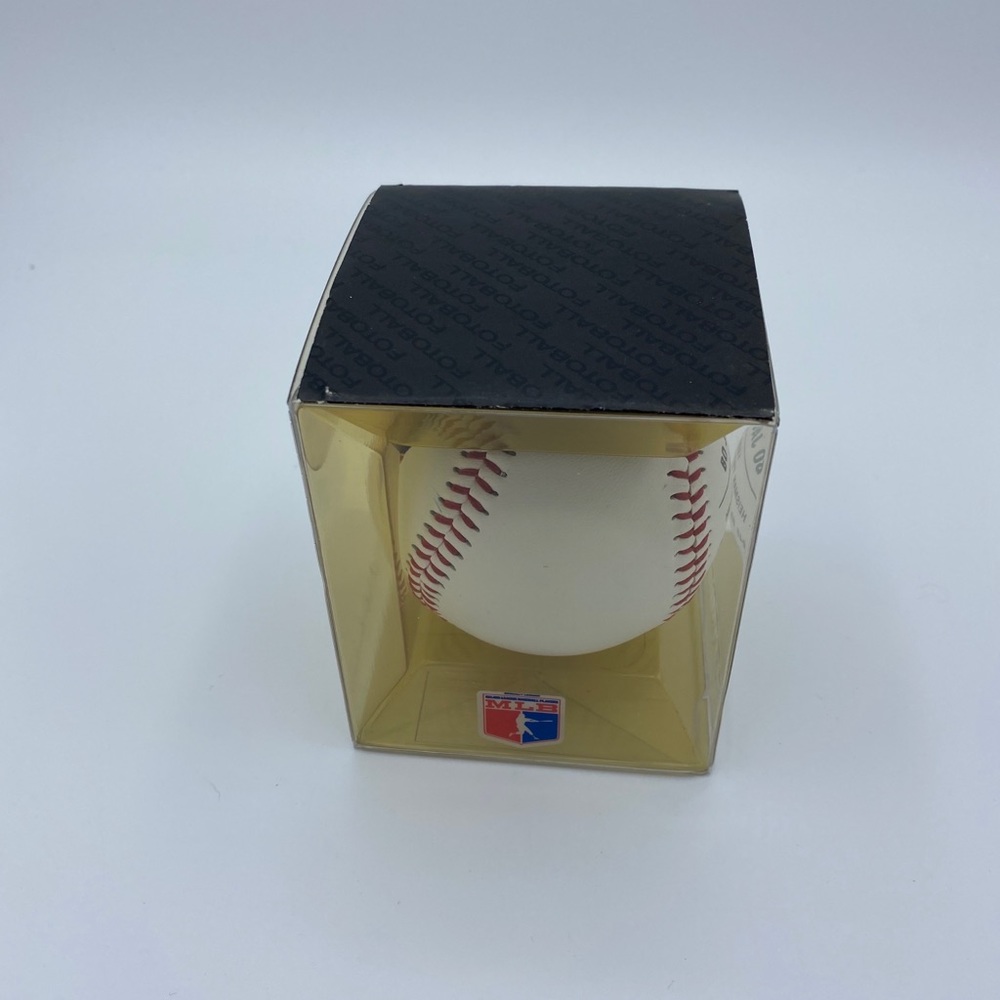 Vintage Kansas City Royals Bo Jackson Baseball collectors item in new box - Picture 3 of 6